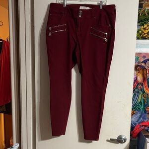 Torrid Women's Burgundy Zipper-Detail Jeans